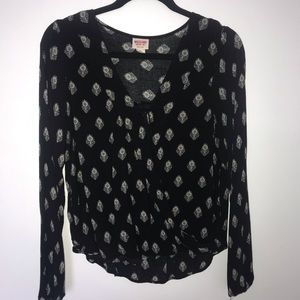 Mission black blouse